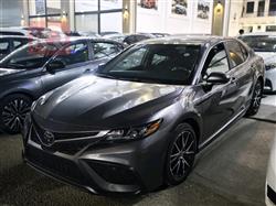 تۆیۆتا کامری